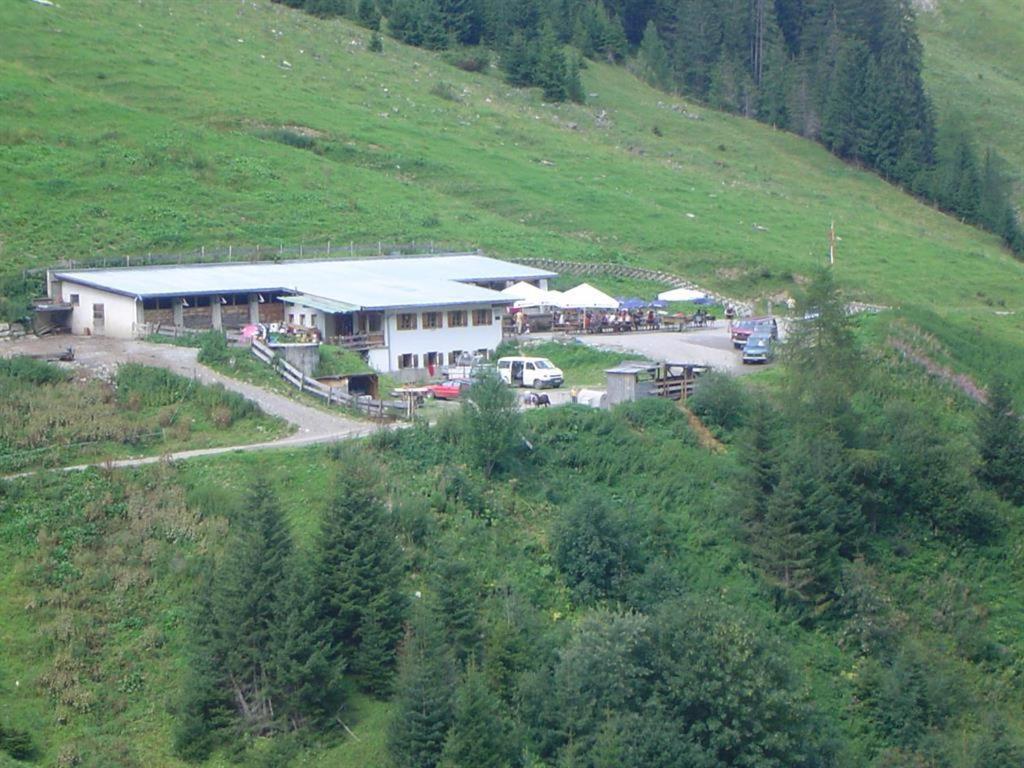 Villa Haus Laerchenhof Holzgau Esterno foto